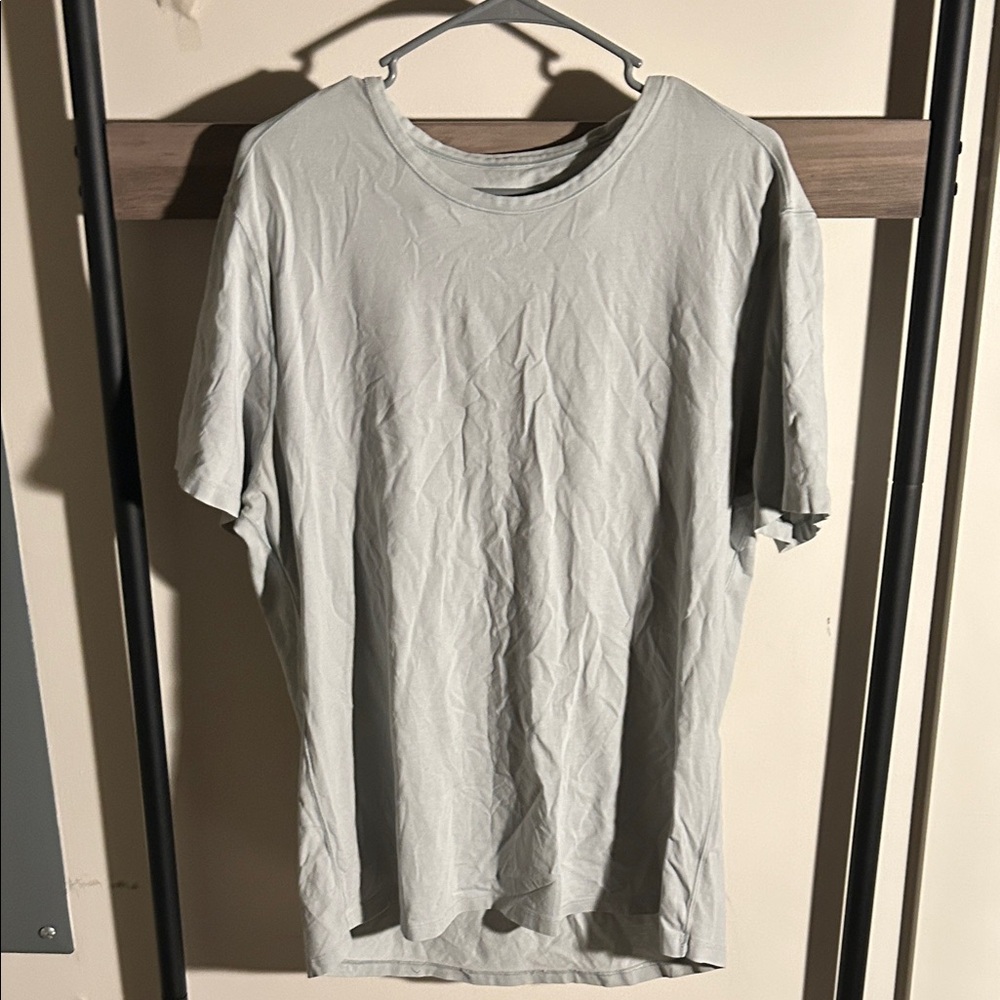 lululemon athletica Light Gray Short Sleeve Tee